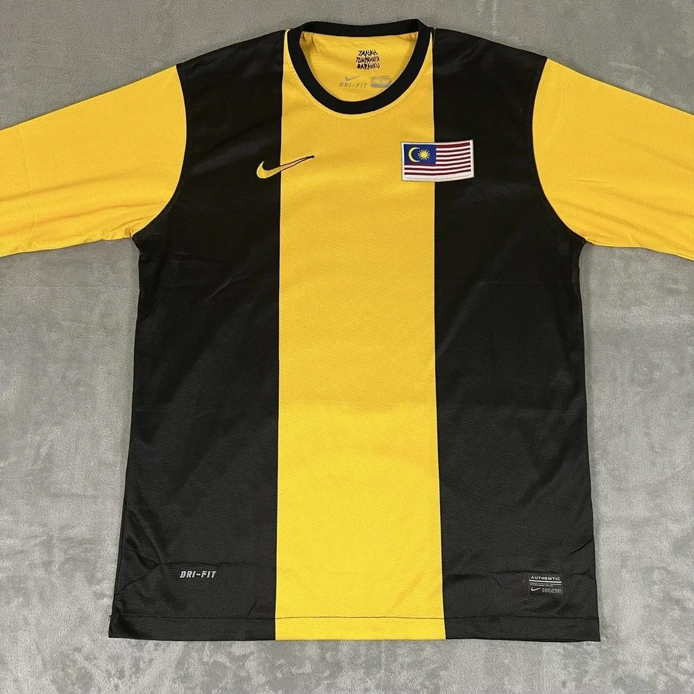 Malaysia Soccer Jersey Mens XL Yellow Black Nike Dri Fit Long Sleeve 2012
